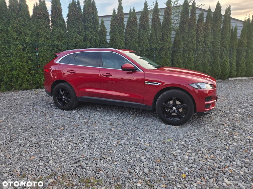 Jaguar F-Pace - 4