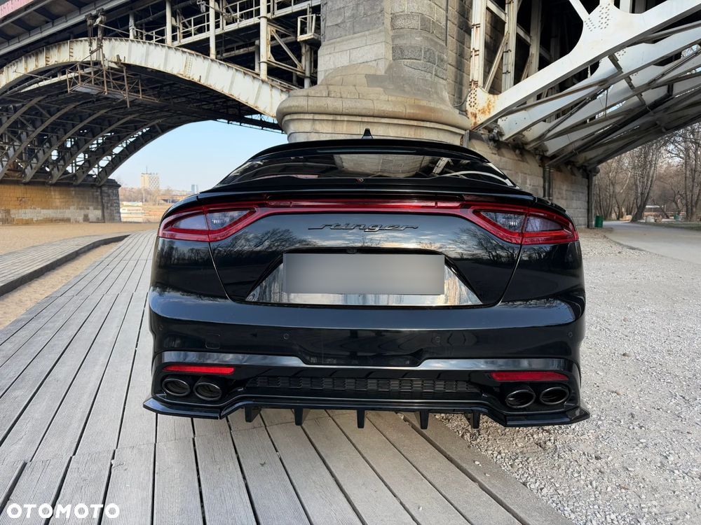 Kia Stinger 3.3 T-GDI AWD GT - 10