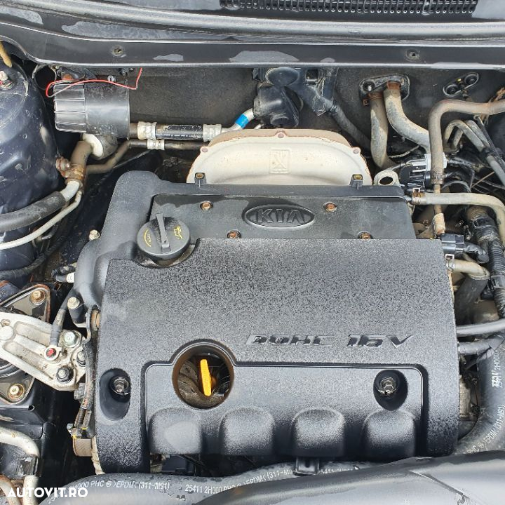 Dezmembram Kia Ceed motor 1,4 b - 4