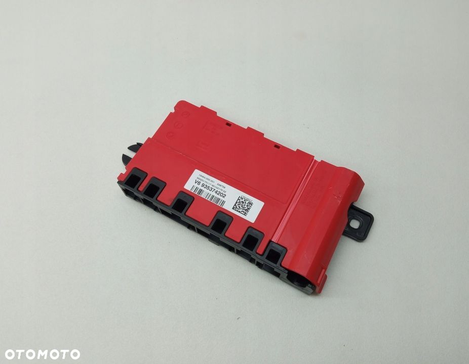 KLEMA ROZDZIELACZ BMW 7 G11 G12 4.4 935374202 - 1
