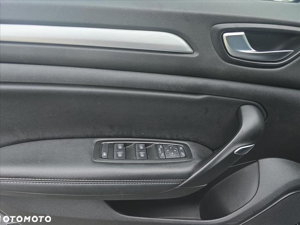 Renault Megane 1.3 TCe FAP Intens EDC - 10