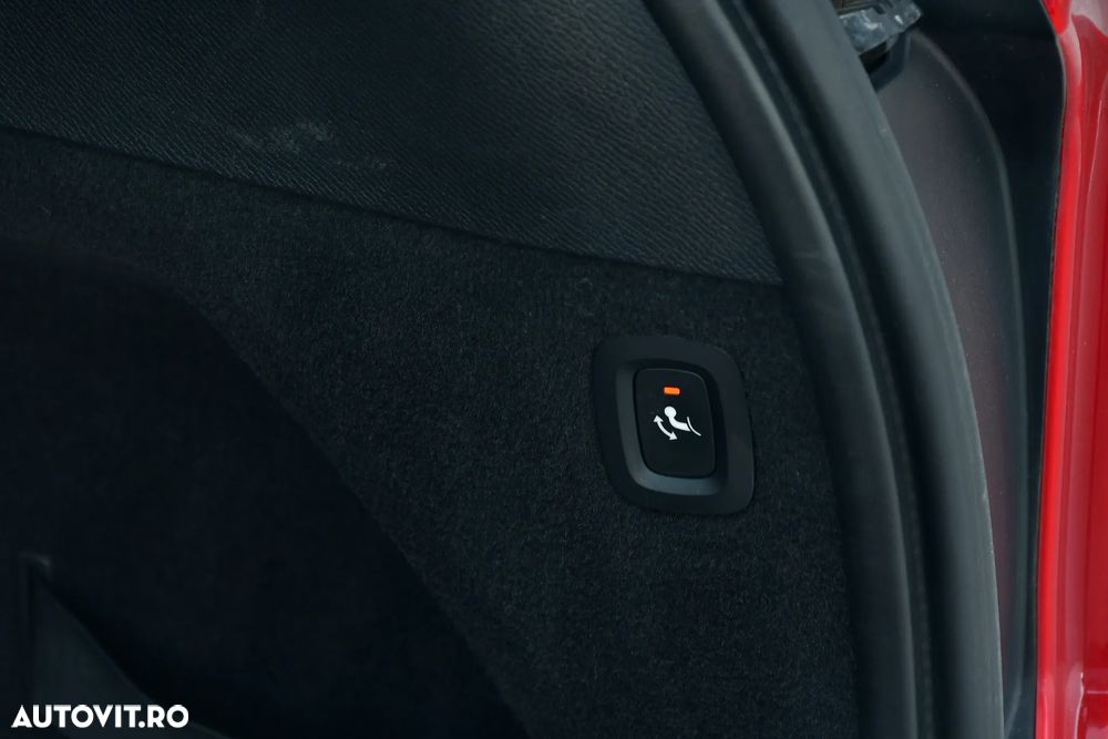 Volvo XC 90 D5 AWD Geartronic Inscription - 33