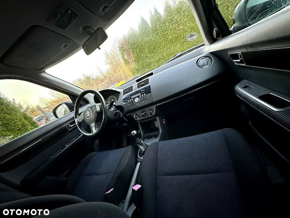 Suzuki Swift 1.3 Comfort dance - 5