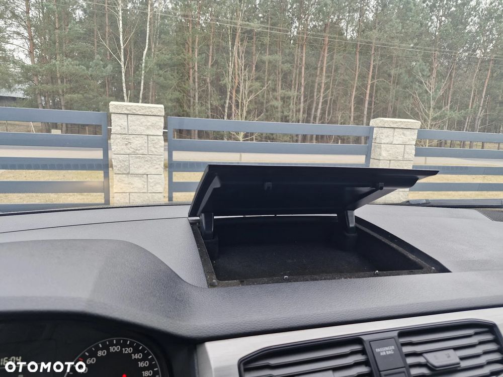 Volkswagen Caddy 2.0 TDI Trendline - 17