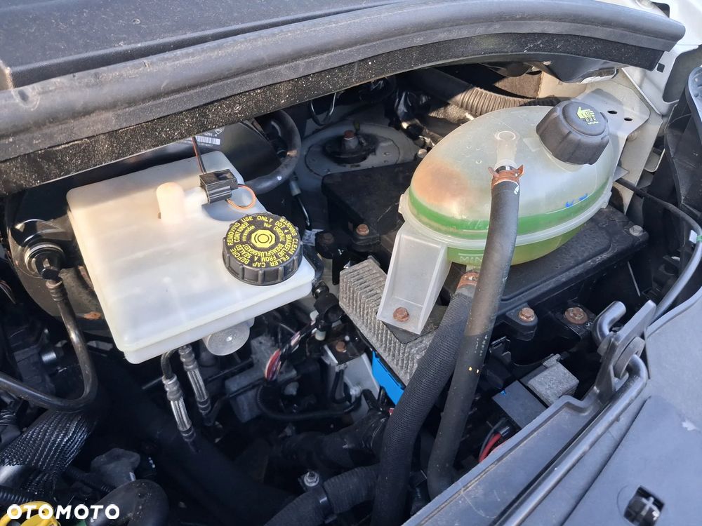 Renault Master Blizniak Kontener Winda - 25