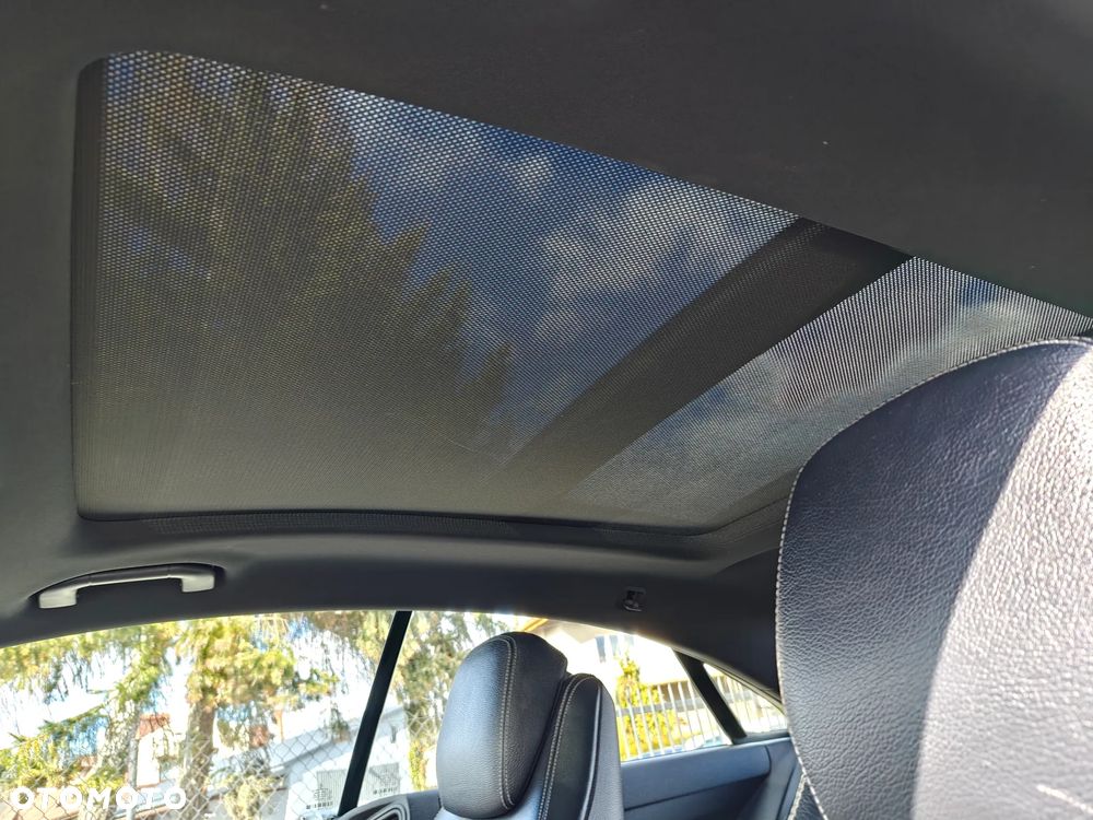 Mercedes-Benz Klasa E 350 CDI DPF BlueEFFICIENCY 7G-TRONIC Avantgarde - 27