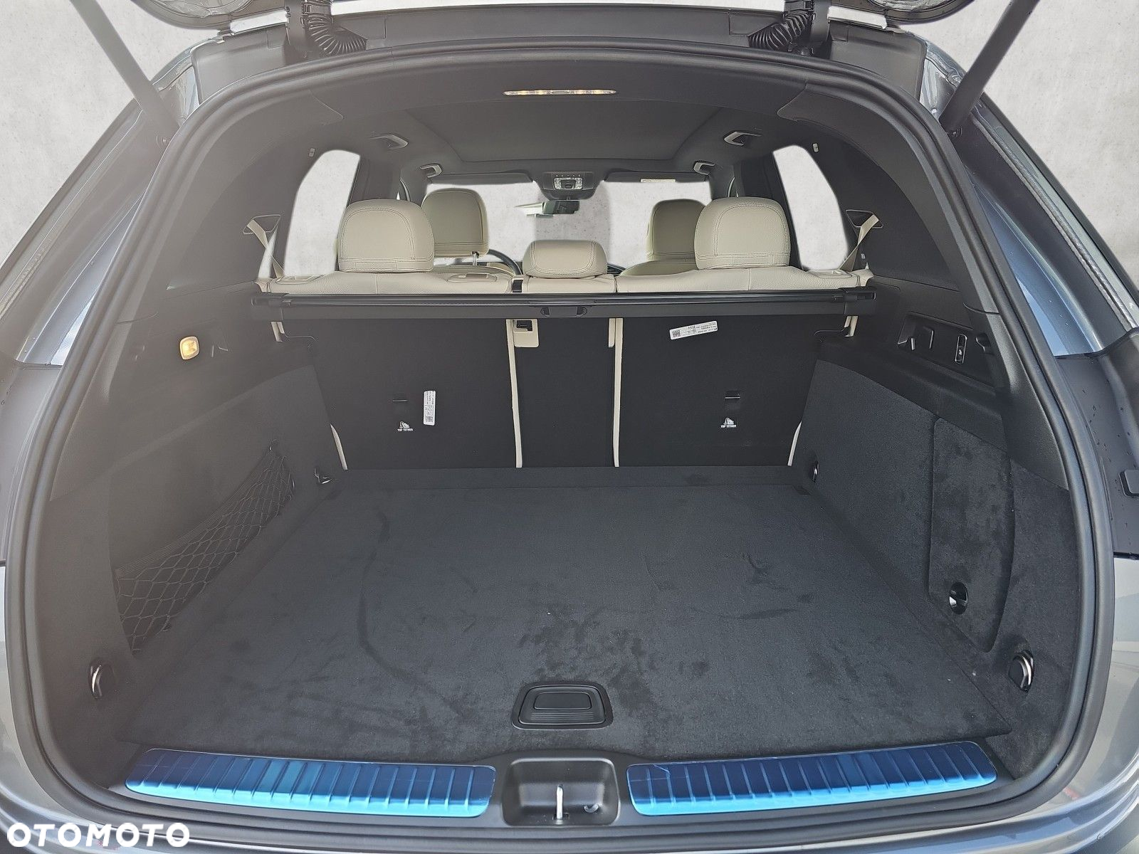 Mercedes-Benz GLE - 16