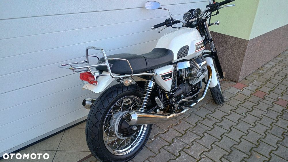 Moto Guzzi V7 - 2
