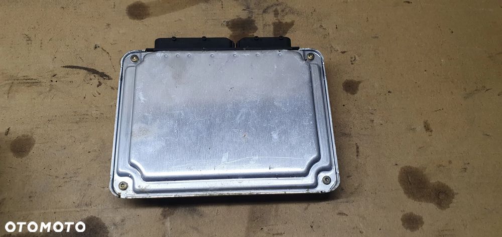 Sterownik komputer silnika VW Phaeton 3.2 R32 022906032BN - 3