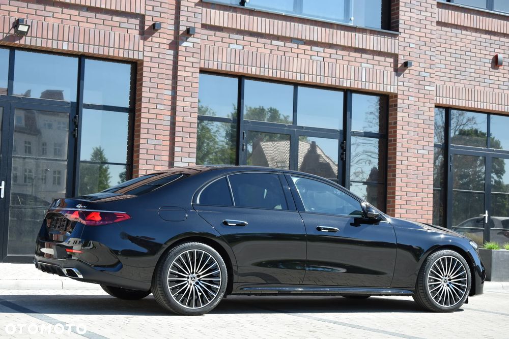 Mercedes-Benz Klasa E 220 d mHEV 4-Matic AMG 9G-Tronic - 12