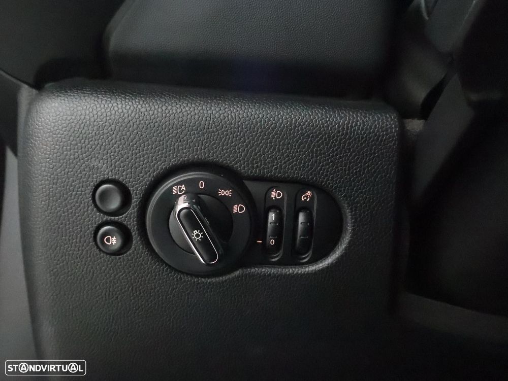 MINI Cabrio Cooper Auto - 14