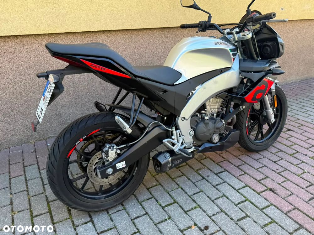 Aprilia Tuono - 21