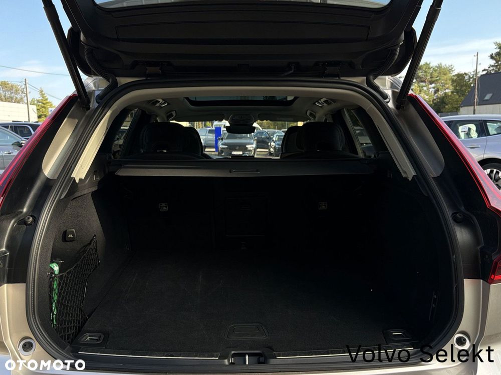 Volvo XC 60 - 21