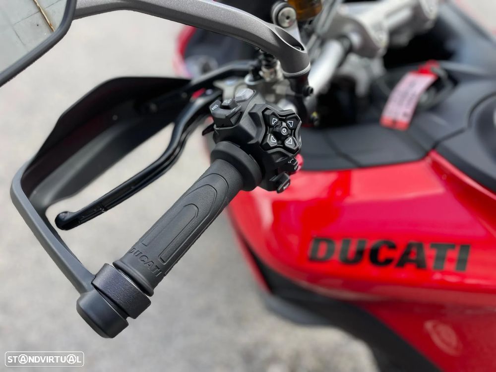 Ducati Multistrada V2 S - 8
