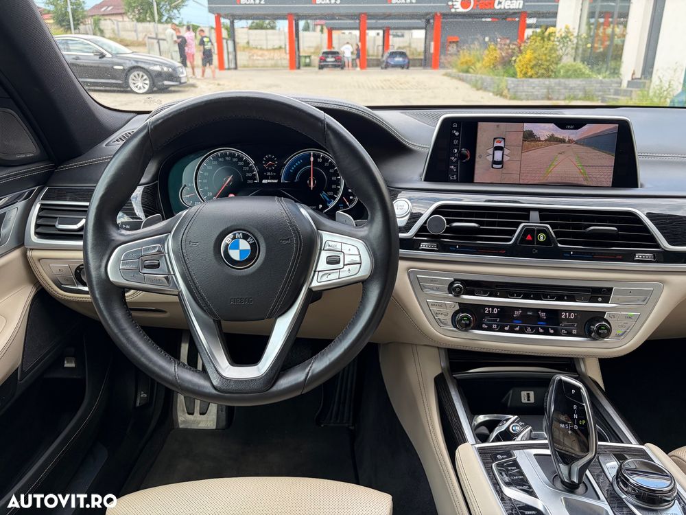 BMW Seria 7 - 27
