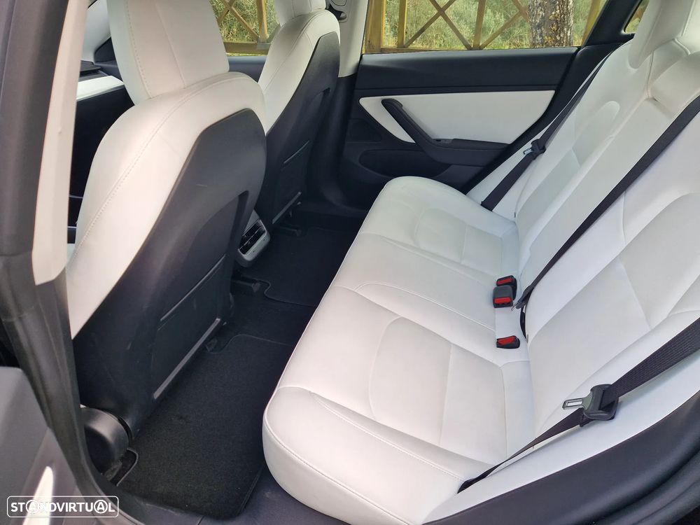 Tesla Model 3 Standard Range Plus RWD - 11