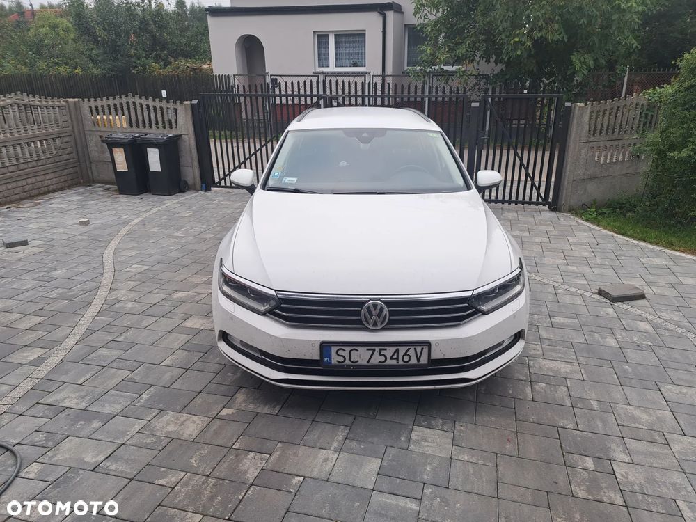 Volkswagen Passat 2.0 TDI BMT Comfortline - 1