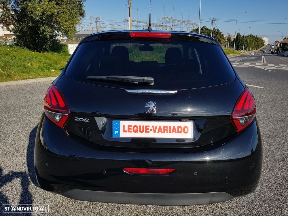 Peugeot 208 1.5 BlueHDi Signature - 9