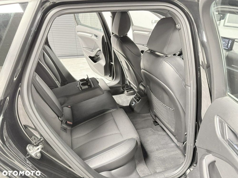Audi A3 Sportback 35 TFSI S line - 32