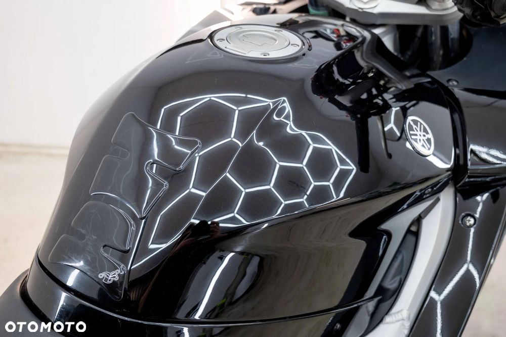 Yamaha FJR - 23