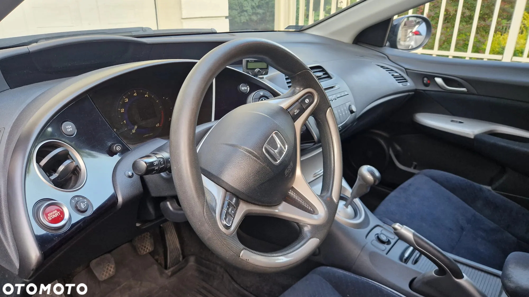 Honda Civic 1.8 Comfort - 9