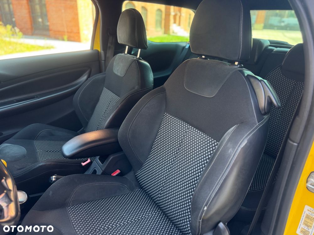 Citroën DS3 1.6 THP SportChic - 11