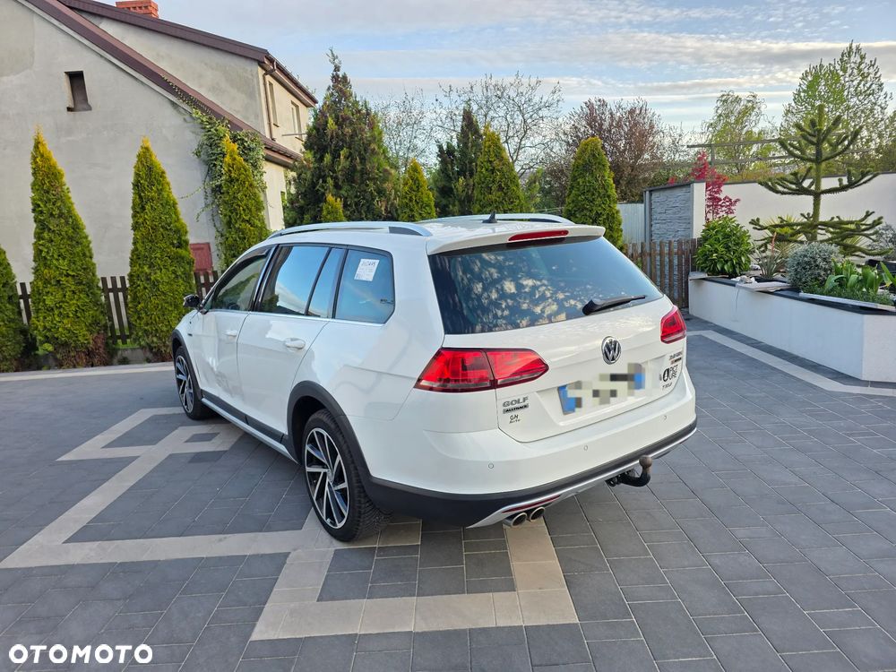 Volkswagen Golf - 12