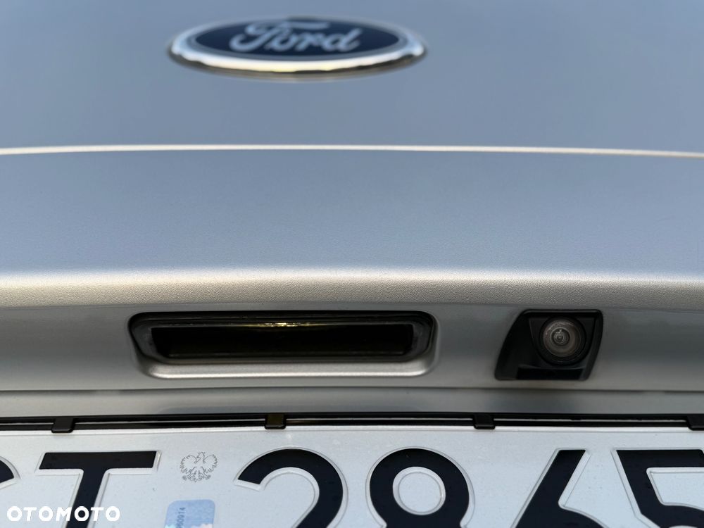 Ford Tourneo Connect 1.6 TDCi Titanium - 25