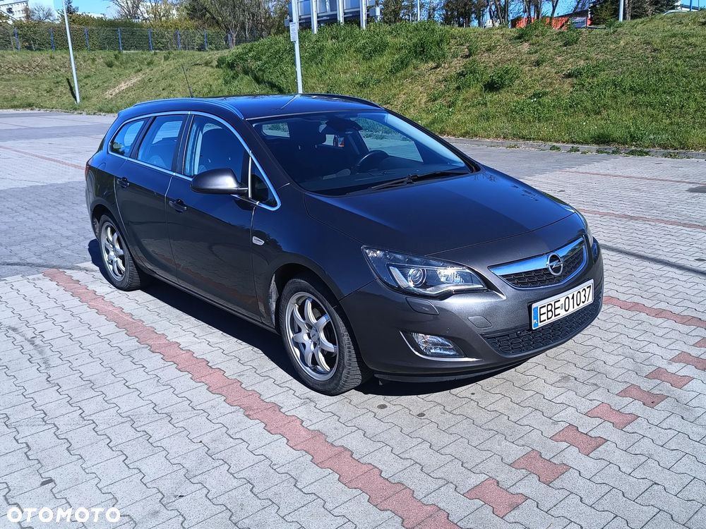 Opel Astra 1.4 T Cosmo - 16