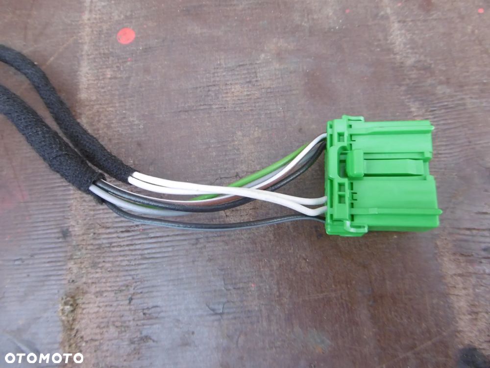 LUSTERKO PRAWE VOLVO V70 EUR. - 3