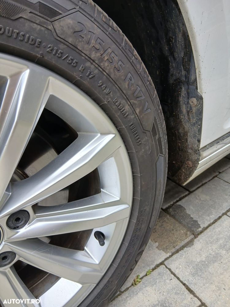 Volkswagen Passat 2.0 TDI Highline - 27