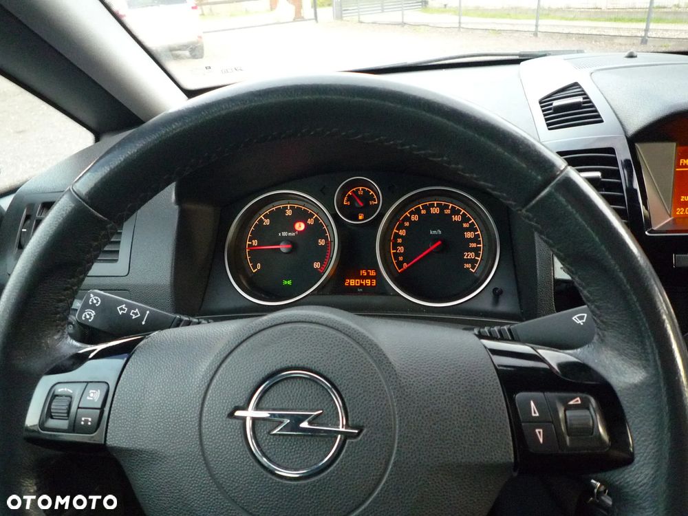 Opel Zafira 1.7 CDTI Cosmo - 24