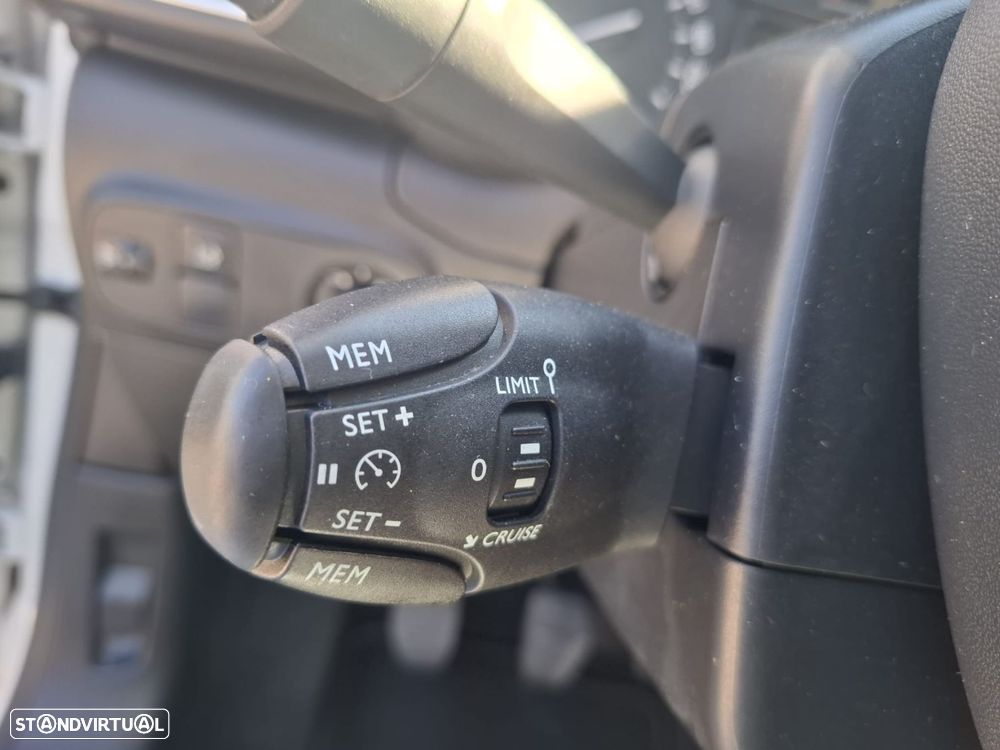 Citroën C3 1.2 PureTech Shine - 30