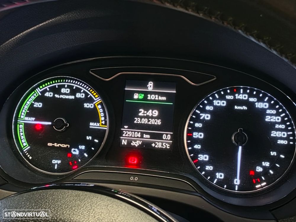Audi A3 Sportback e-tron 1.4 TFSI Sport S tronic - 13
