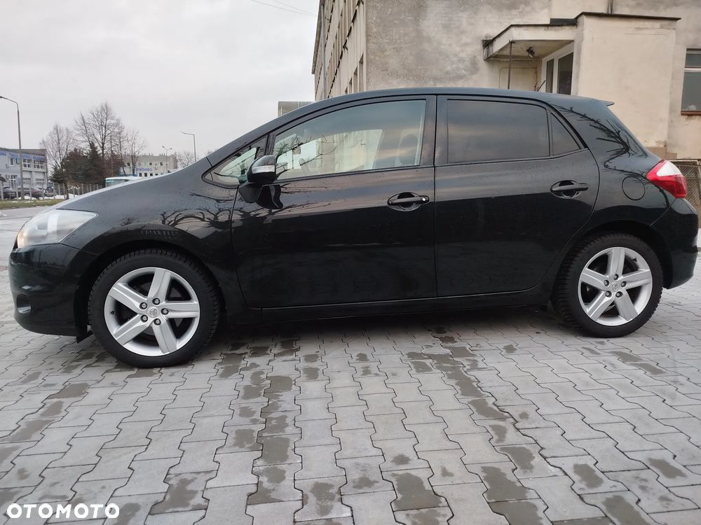 Toyota Auris 2.0 D-4D - 13