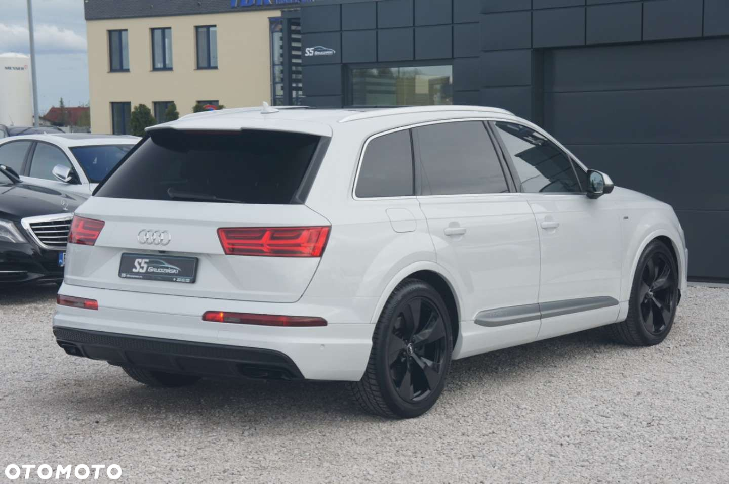 Audi Q7 - 7