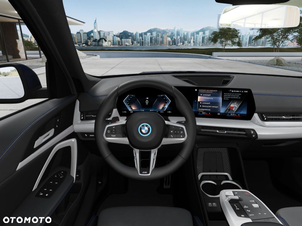 BMW iX1 eDrive20 66.5kWh - 12