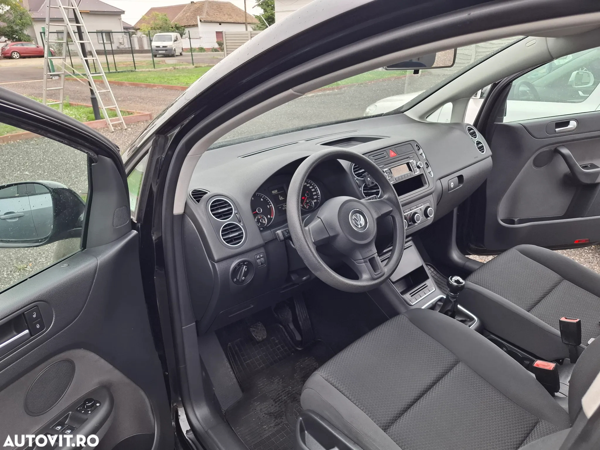 Volkswagen Golf Plus 1.6 TDI DPF Style - 5