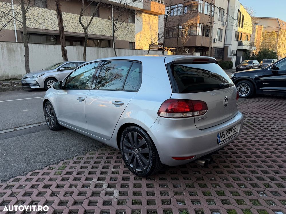 Volkswagen Golf - 4