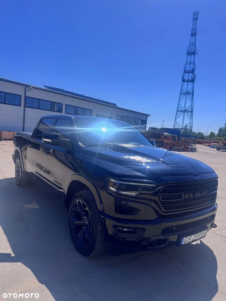 Dodge RAM 5.7 4x4 - 3