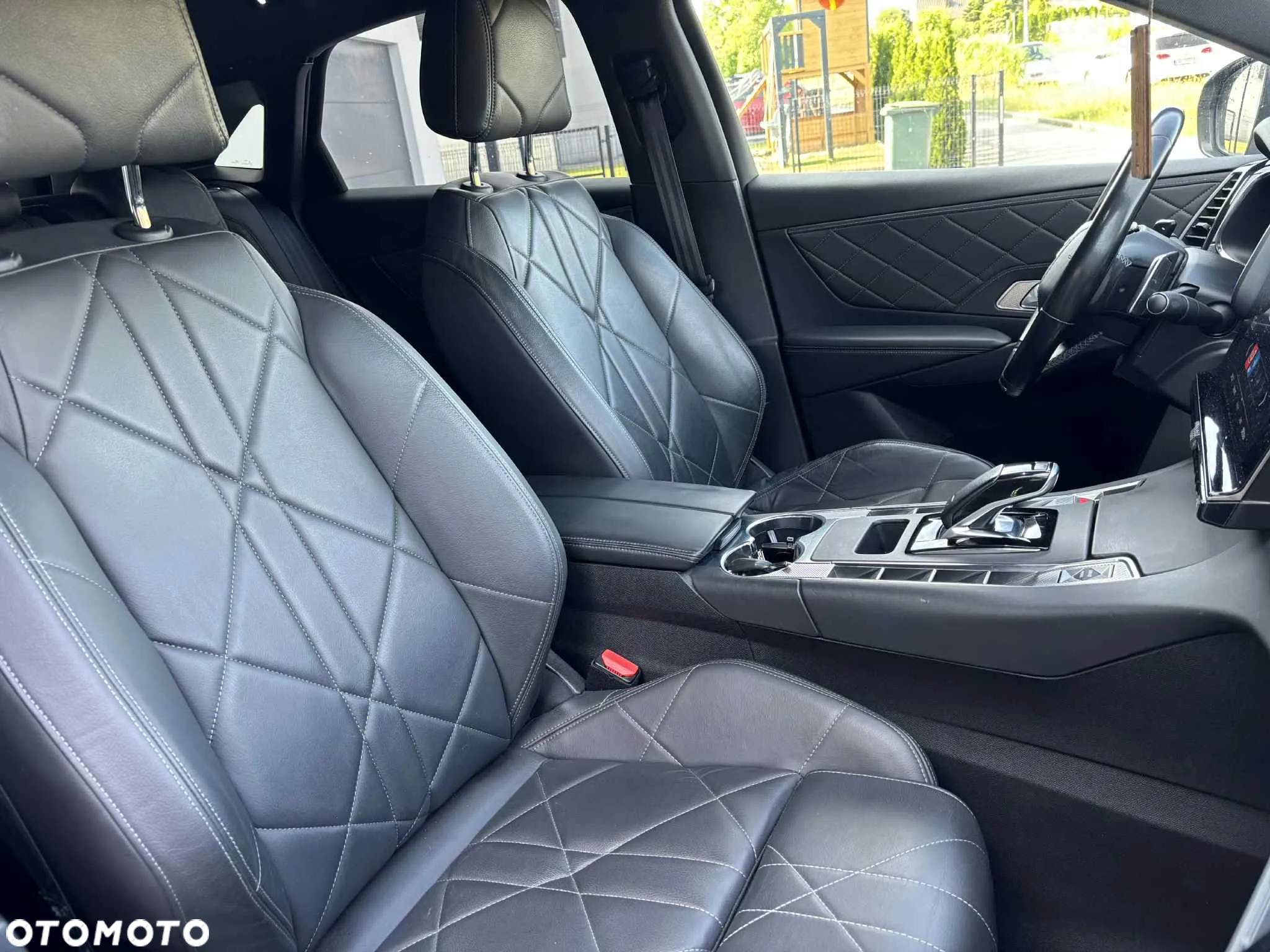 Citroën DS7 Crossback BlueHDI 180 BUSINESS LINE - 31