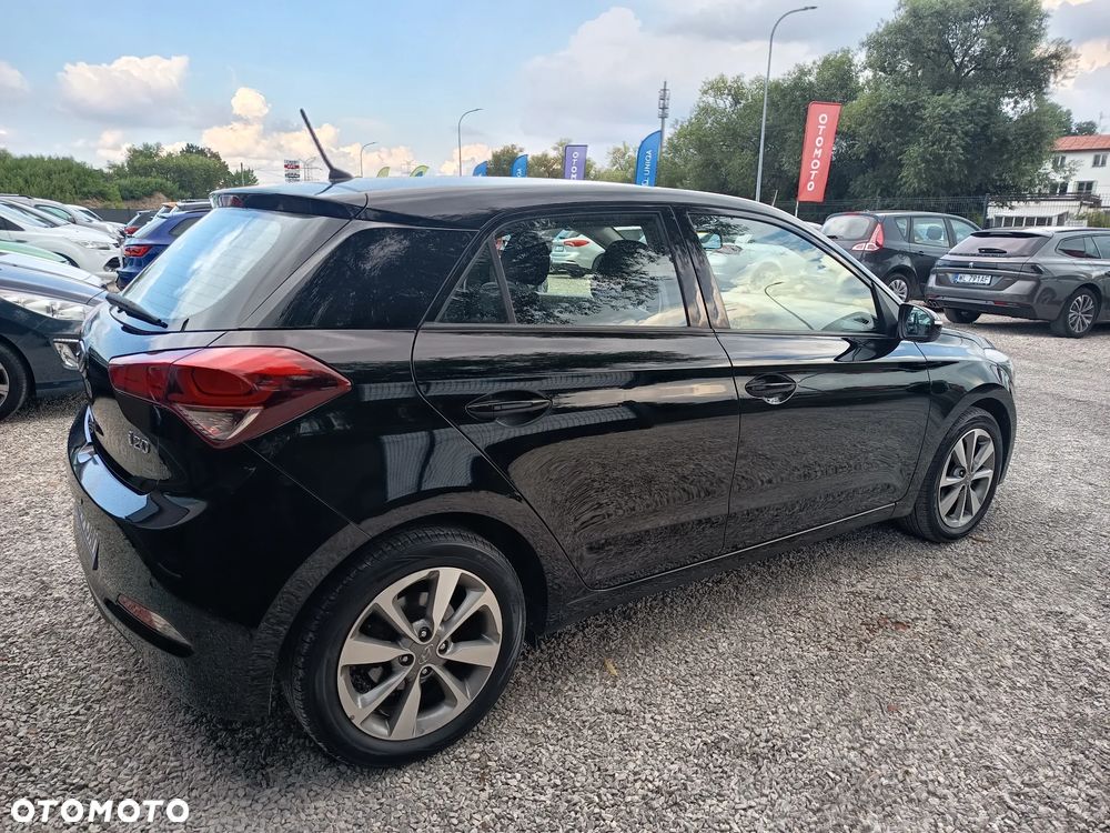 Hyundai i20 1.2 YES - 10