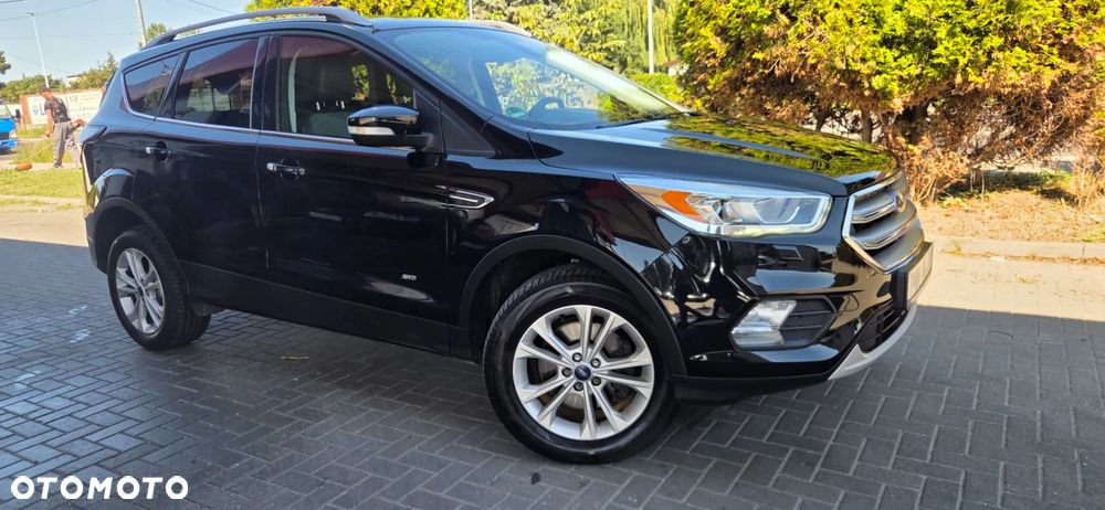 Ford Kuga 2.0 TDCi 4x4 Titanium - 19