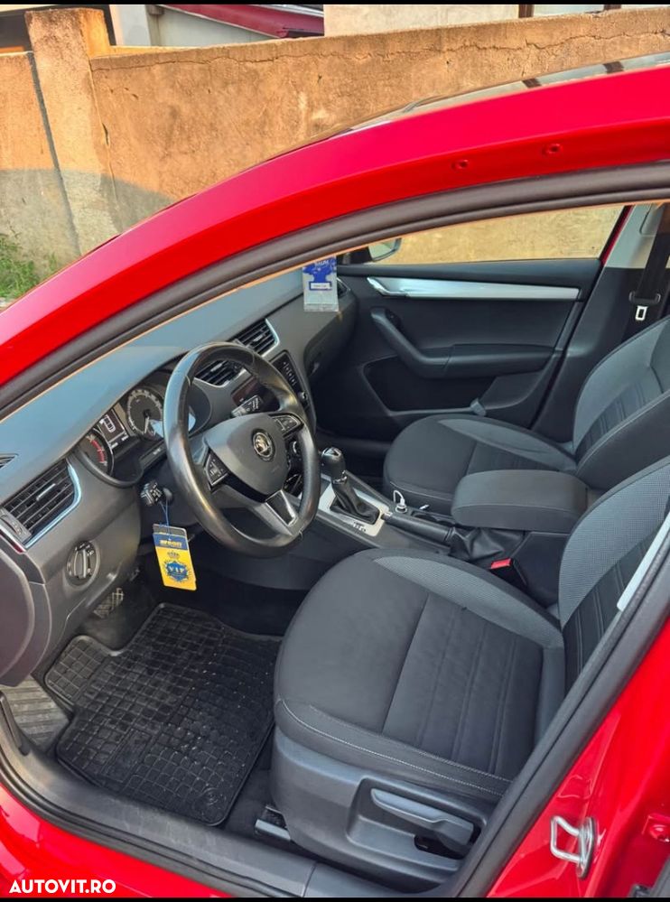 Skoda Octavia 1.2 TSI ACTIVE DSG - 7
