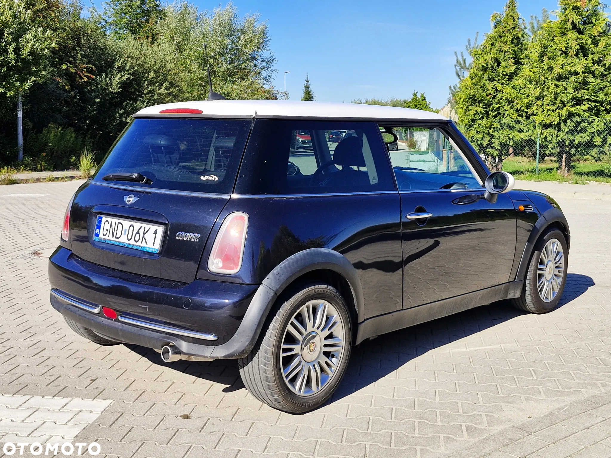 MINI Cooper Standard - 3