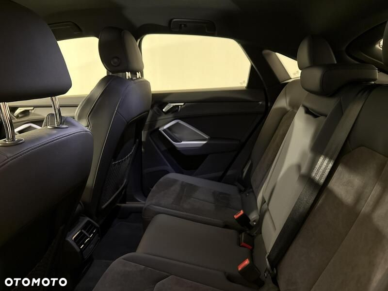 Audi Q3 - 19