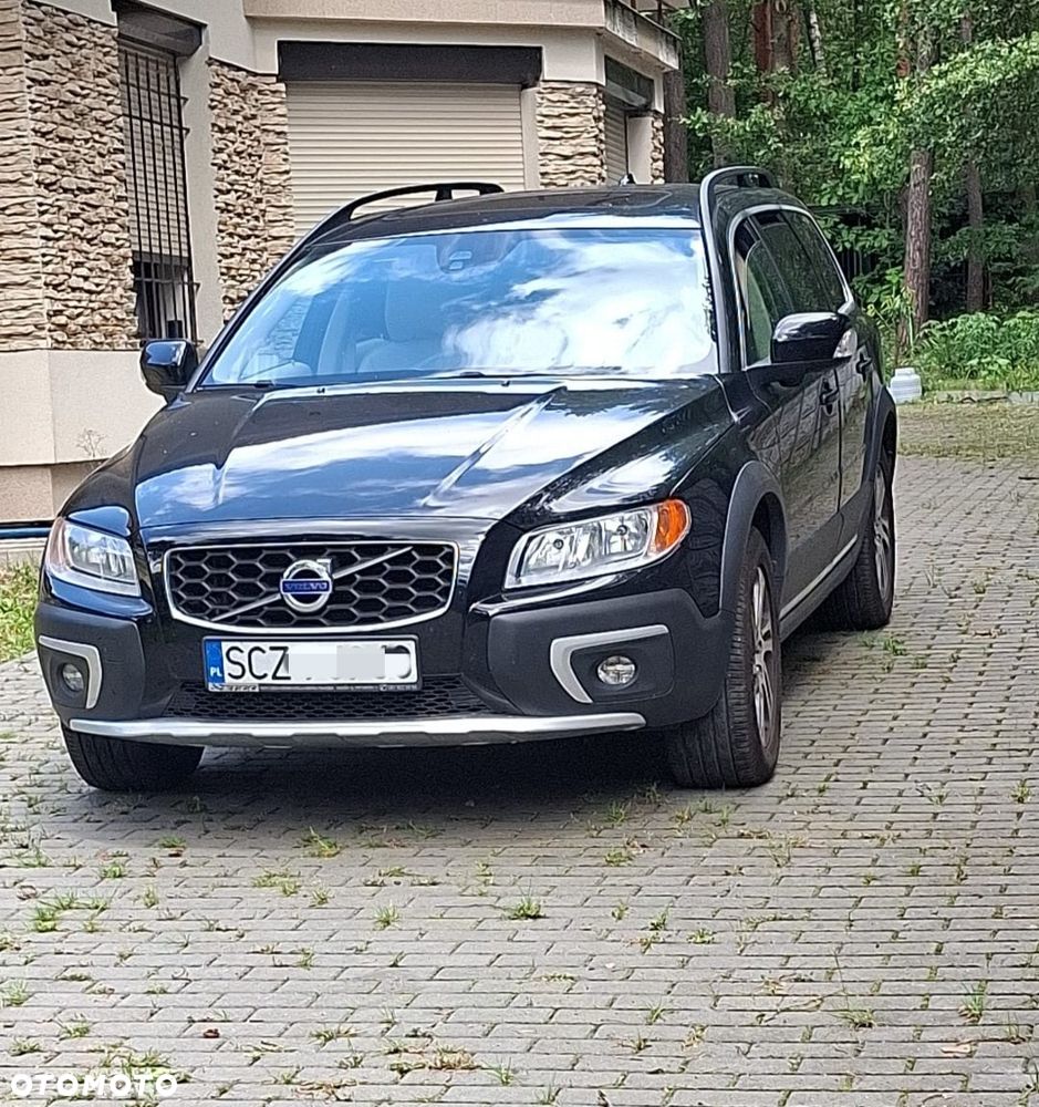 Volvo XC 70 - 1