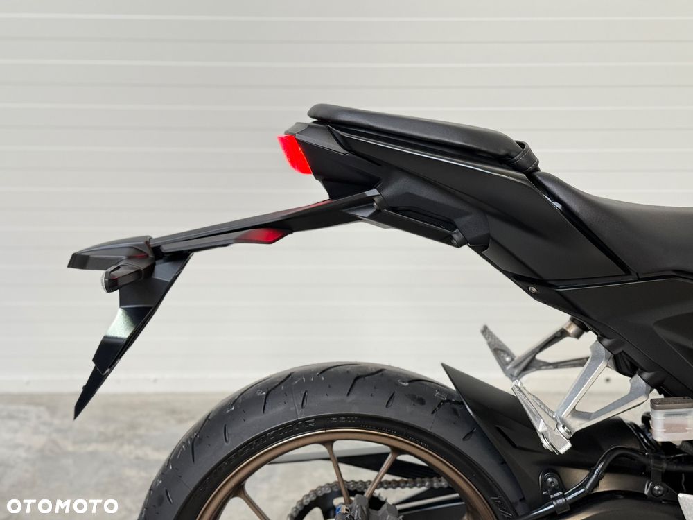 Honda CB - 19