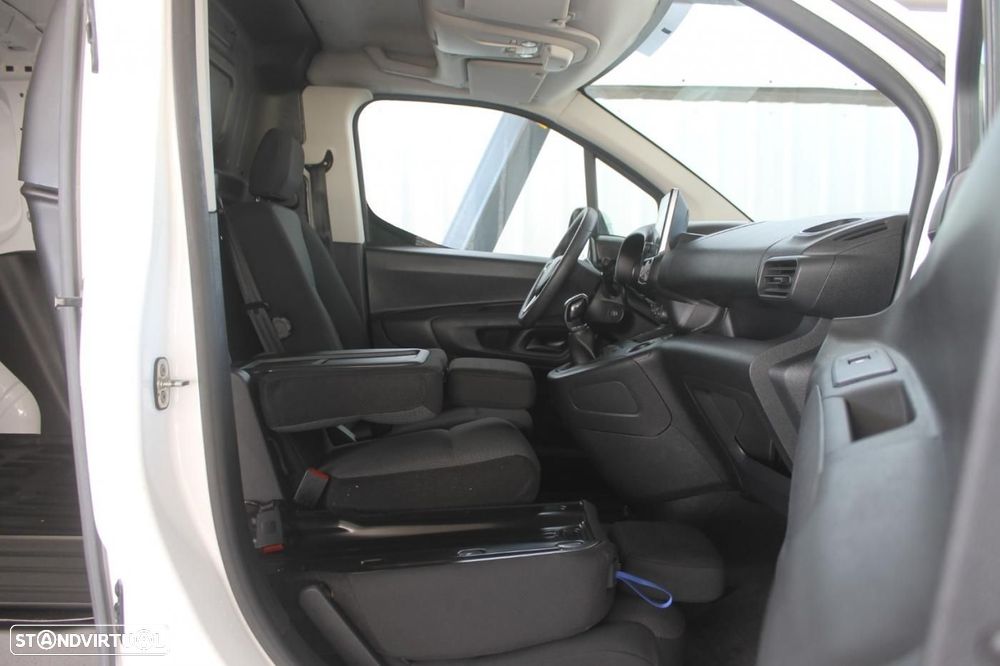 Opel Combo 1.5  102 Cv L1H1 Enjoy (IVA Dedutível) - 23