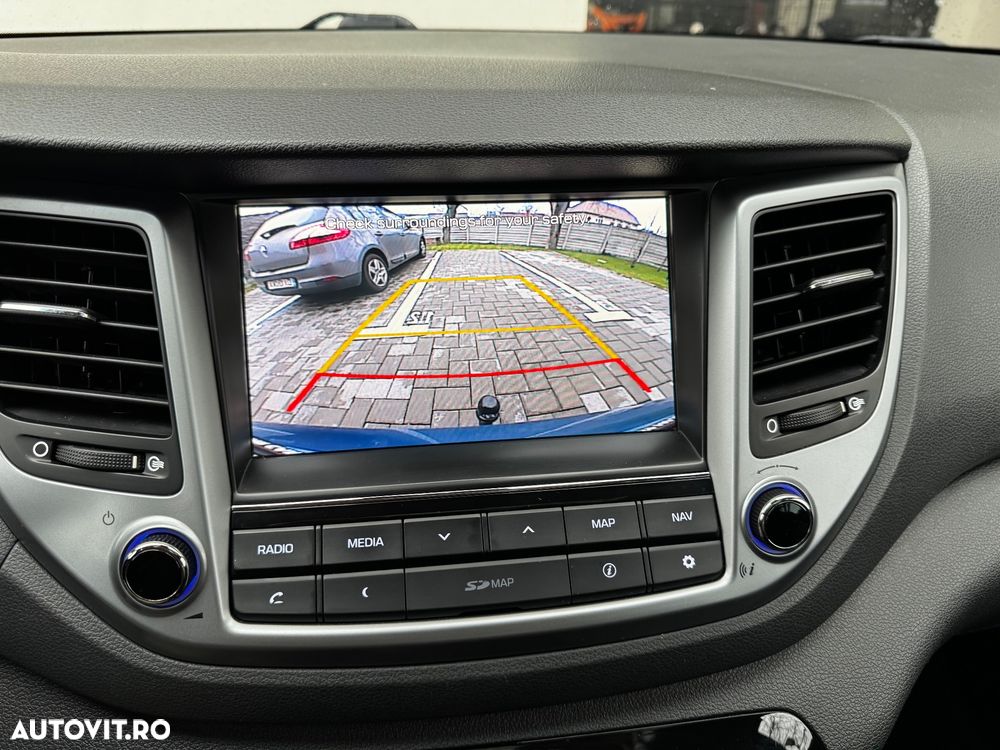 Hyundai Tucson - 8